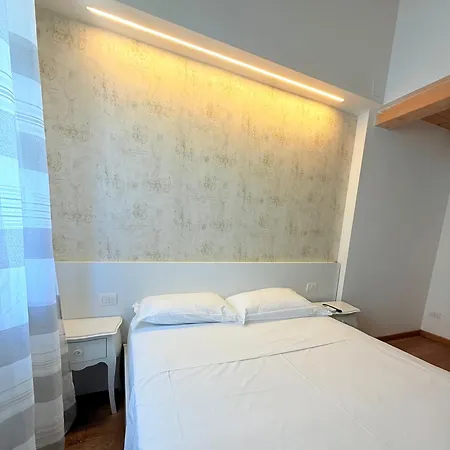 Aura Marina 3* 시비타노바 마르셰