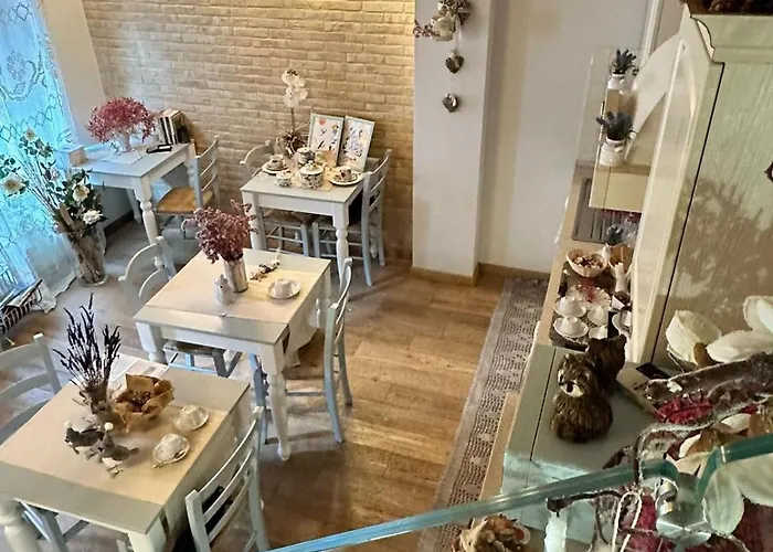 Aura Marina Konukevi 3*