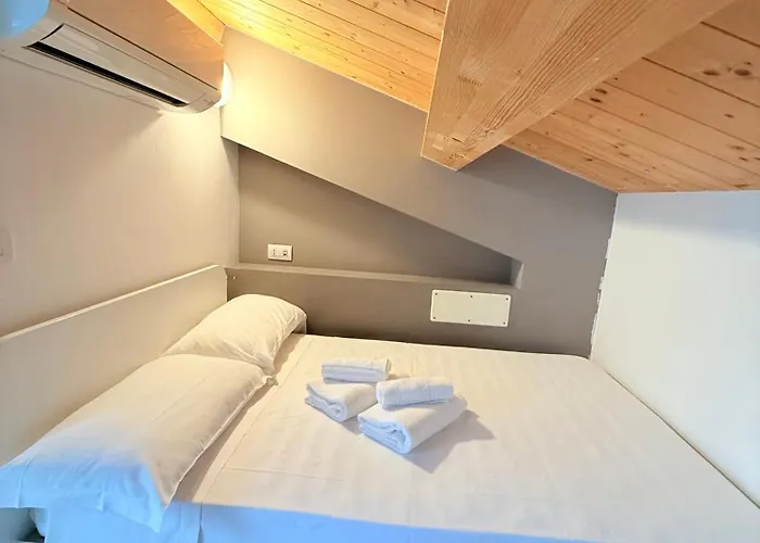 Konukevi Aura Marina 3*