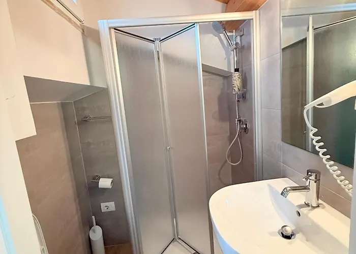 Konukevi Aura Marina 3*