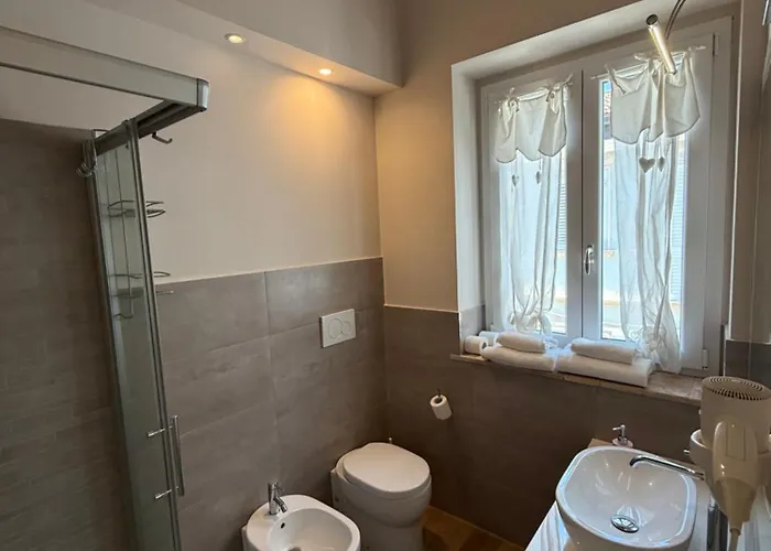 Konukevi Aura Marina 3*